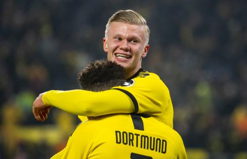  哈兰德帽子戏法闪耀全场，卫冕冠军曼城轻取升班马  