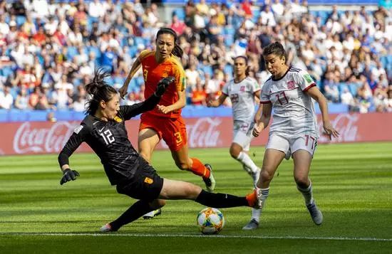  兰斯门将神勇屡献扑救，力保城门不失带走一分