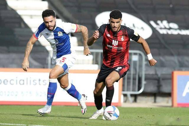  伯恩茅斯爆冷门，客场逼平传统豪强引热议